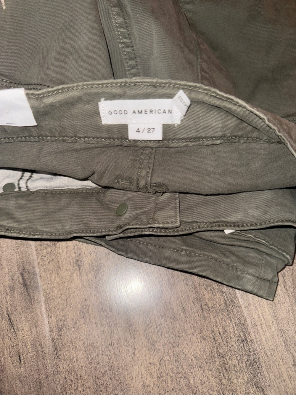 Good American Twill Cargo Shorts Olive Green NWT Sz 4/27 Utility Bermuda - Picture 9 of 10